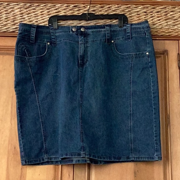 🦋NWOT Avenue Jeans So Fun Size 26 Awesome Denim Skirt Wardrobe Must Have 🦋 - Picture 4 of 11